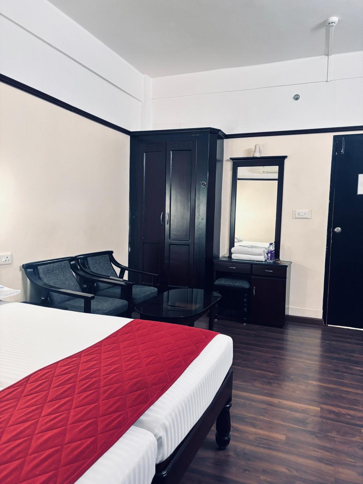 Maharani Hotel Kozhikode Zewnętrze zdjęcie