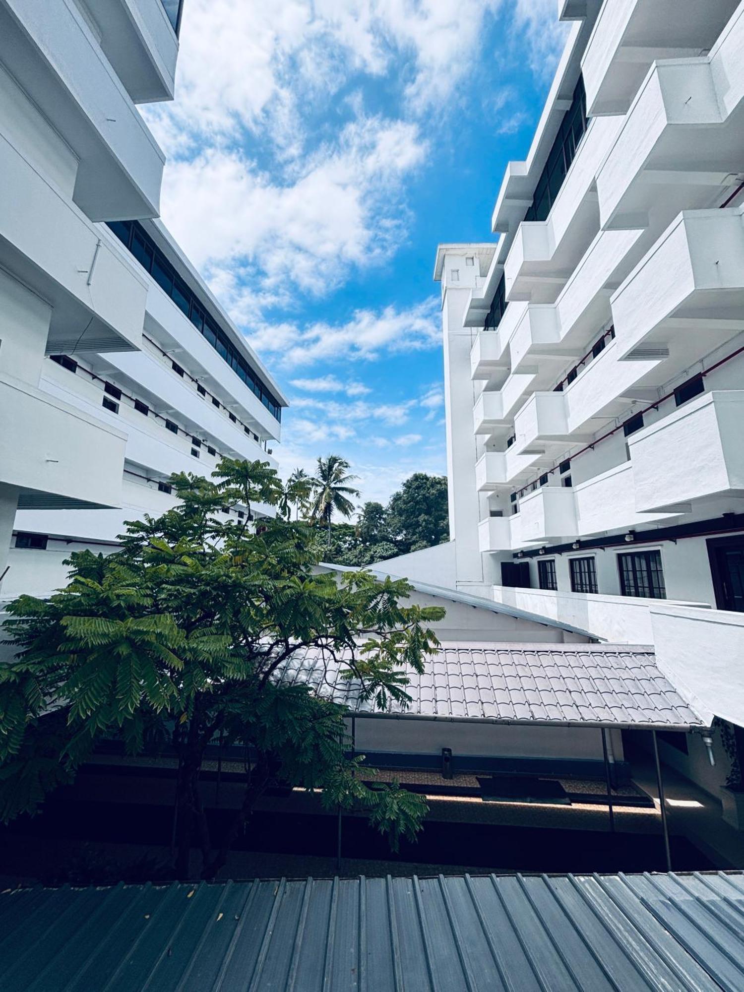 Maharani Hotel Kozhikode Zewnętrze zdjęcie