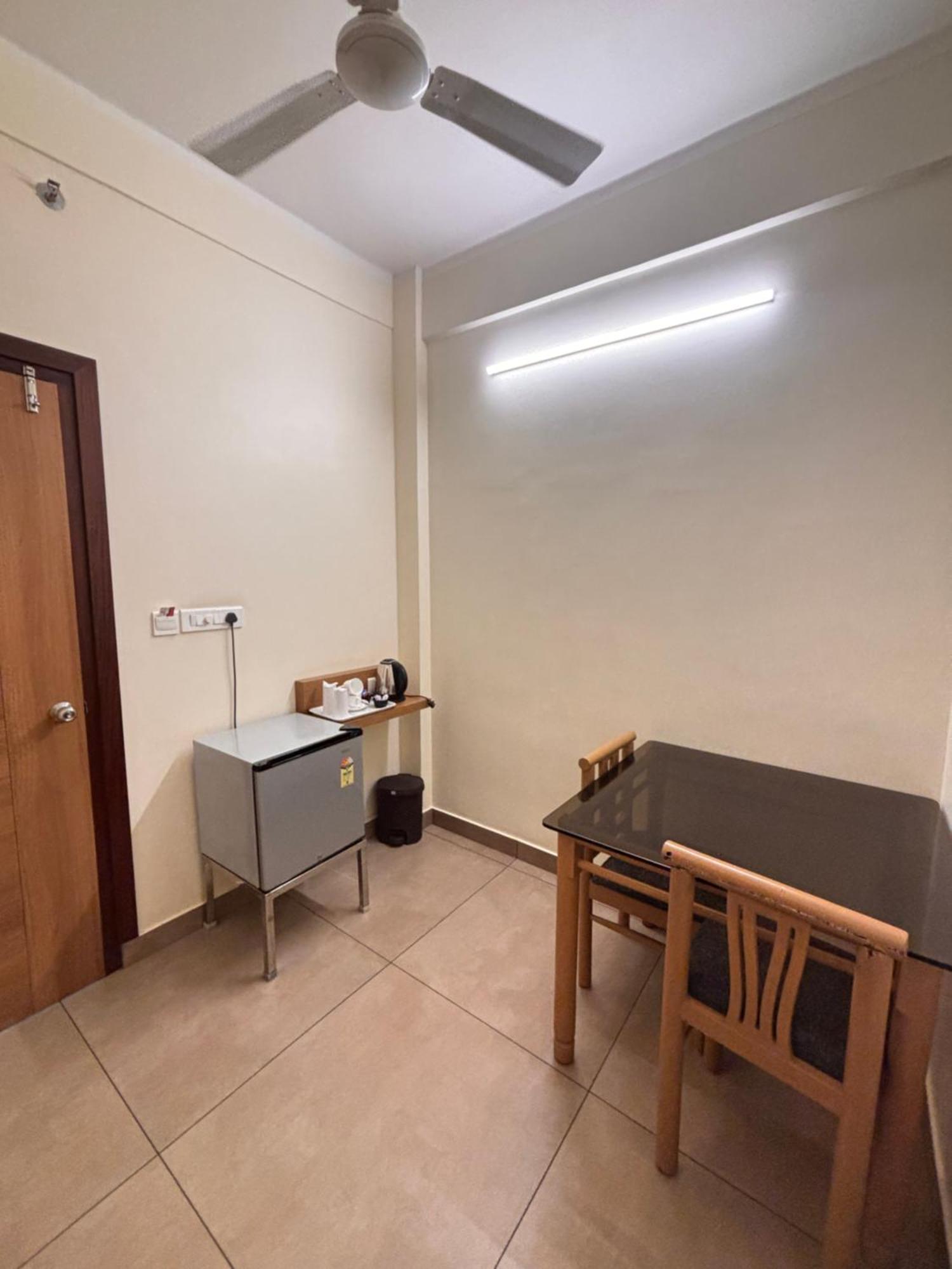Maharani Hotel Kozhikode Zewnętrze zdjęcie