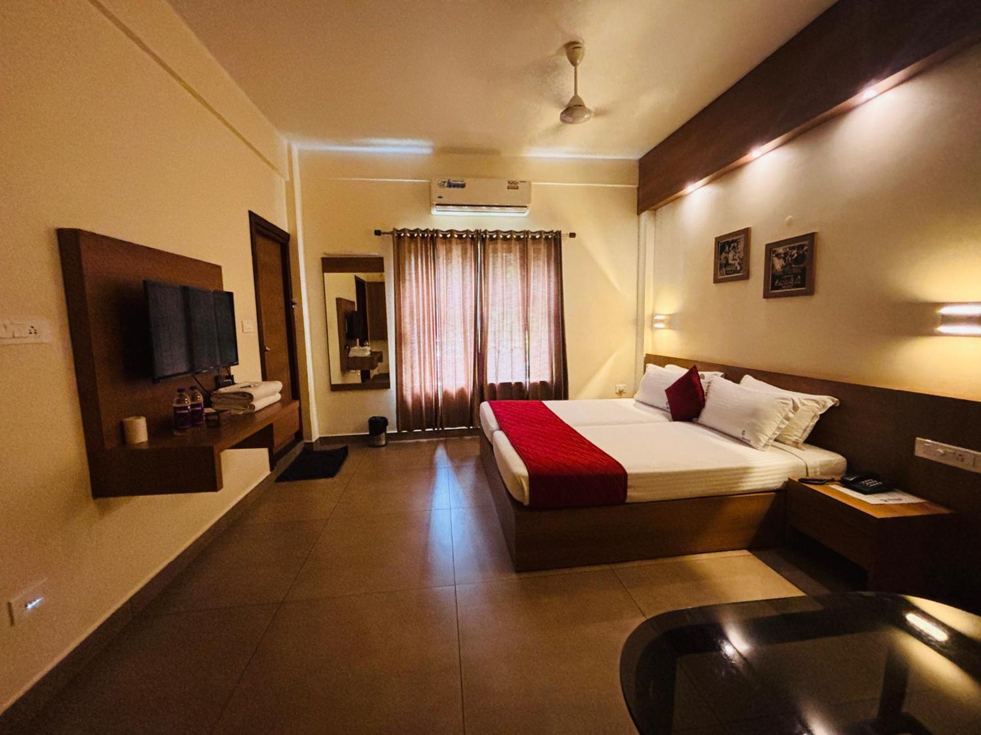 Maharani Hotel Kozhikode Zewnętrze zdjęcie