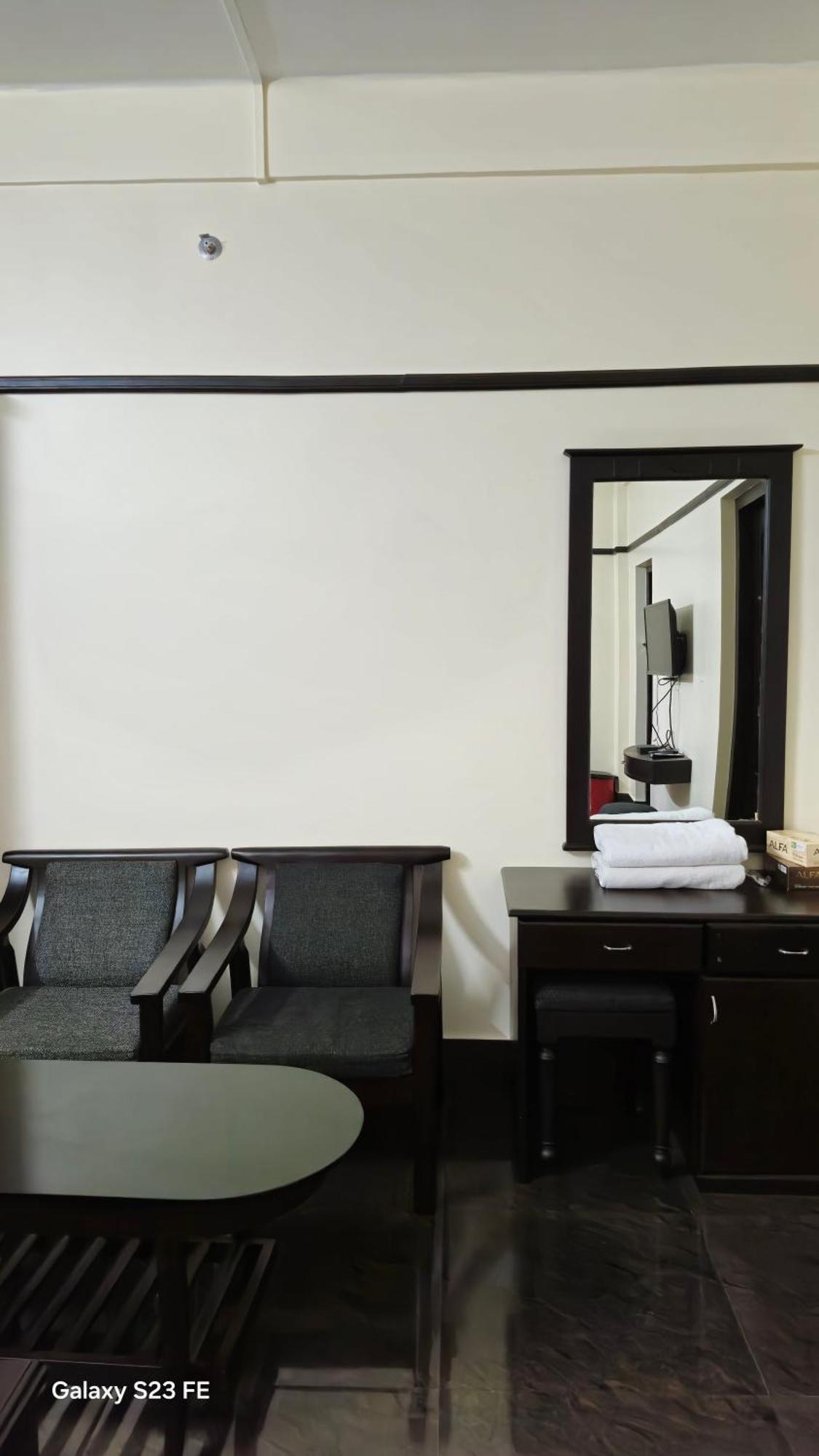 Maharani Hotel Kozhikode Zewnętrze zdjęcie